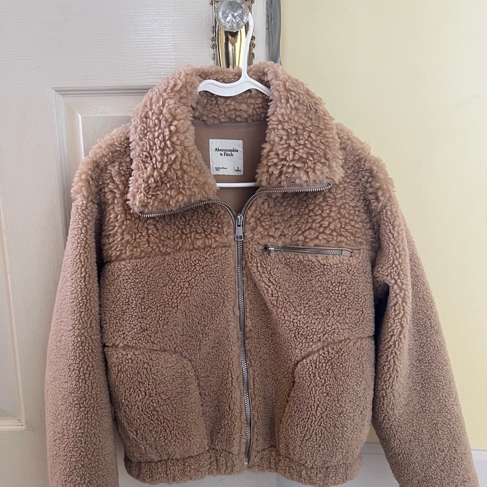 Abercrombie & Fitch Women Brown Sherpa Puffer Jacket
